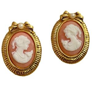 Vintage Cameo Earrings Butterfly Clutch Pierced